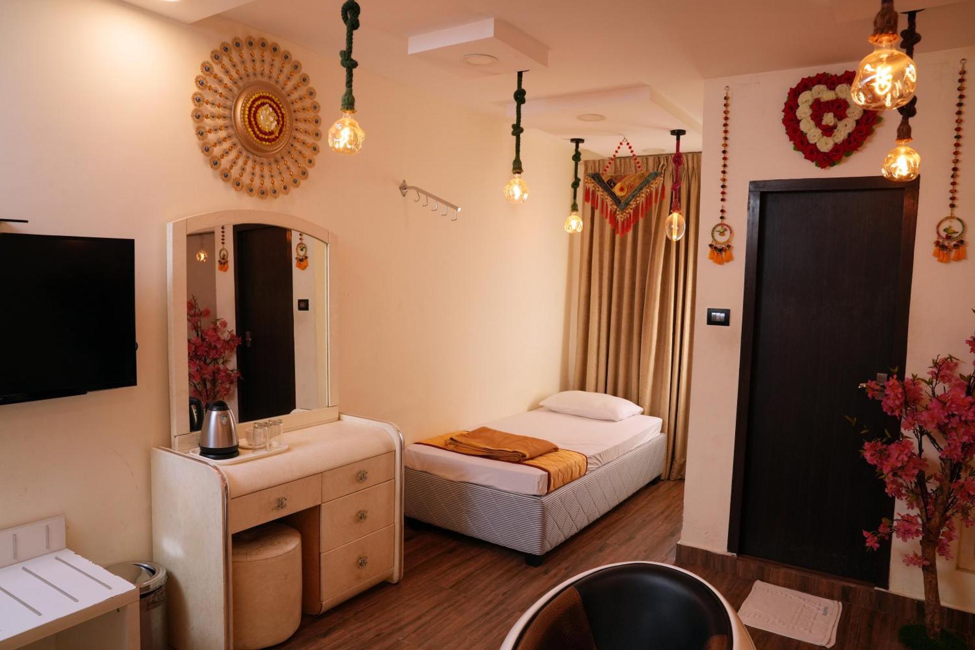 Spago Inn Mahabalipuram Exterior photo